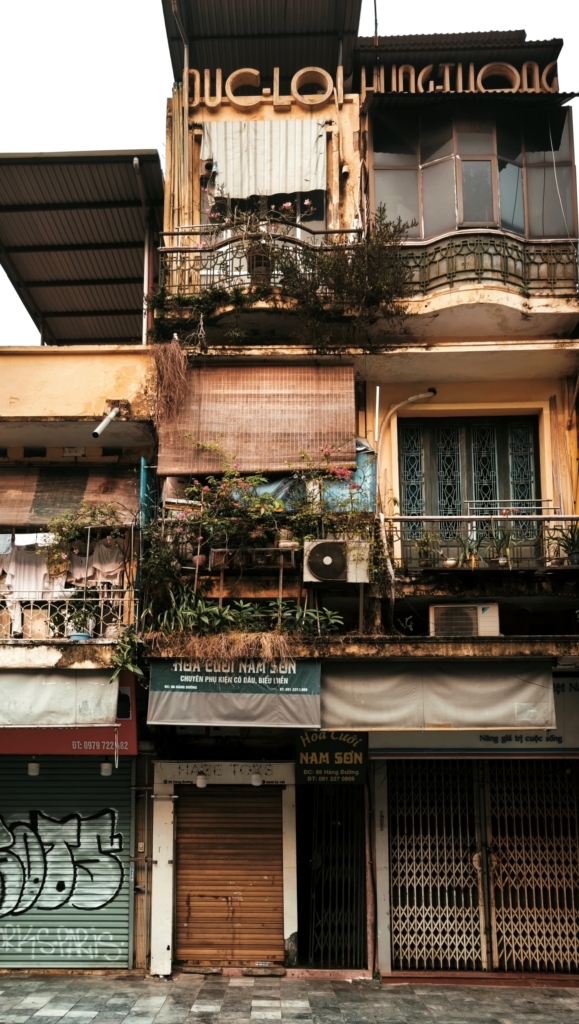 rue hang dao hanoi (10)