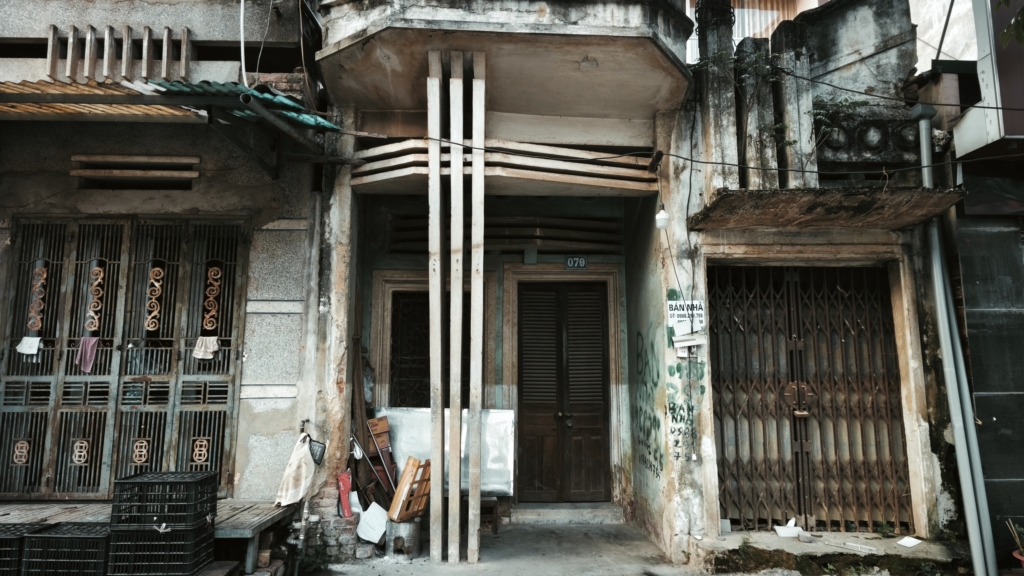 Quand Hanoi roule en Lada img 20260505 171859