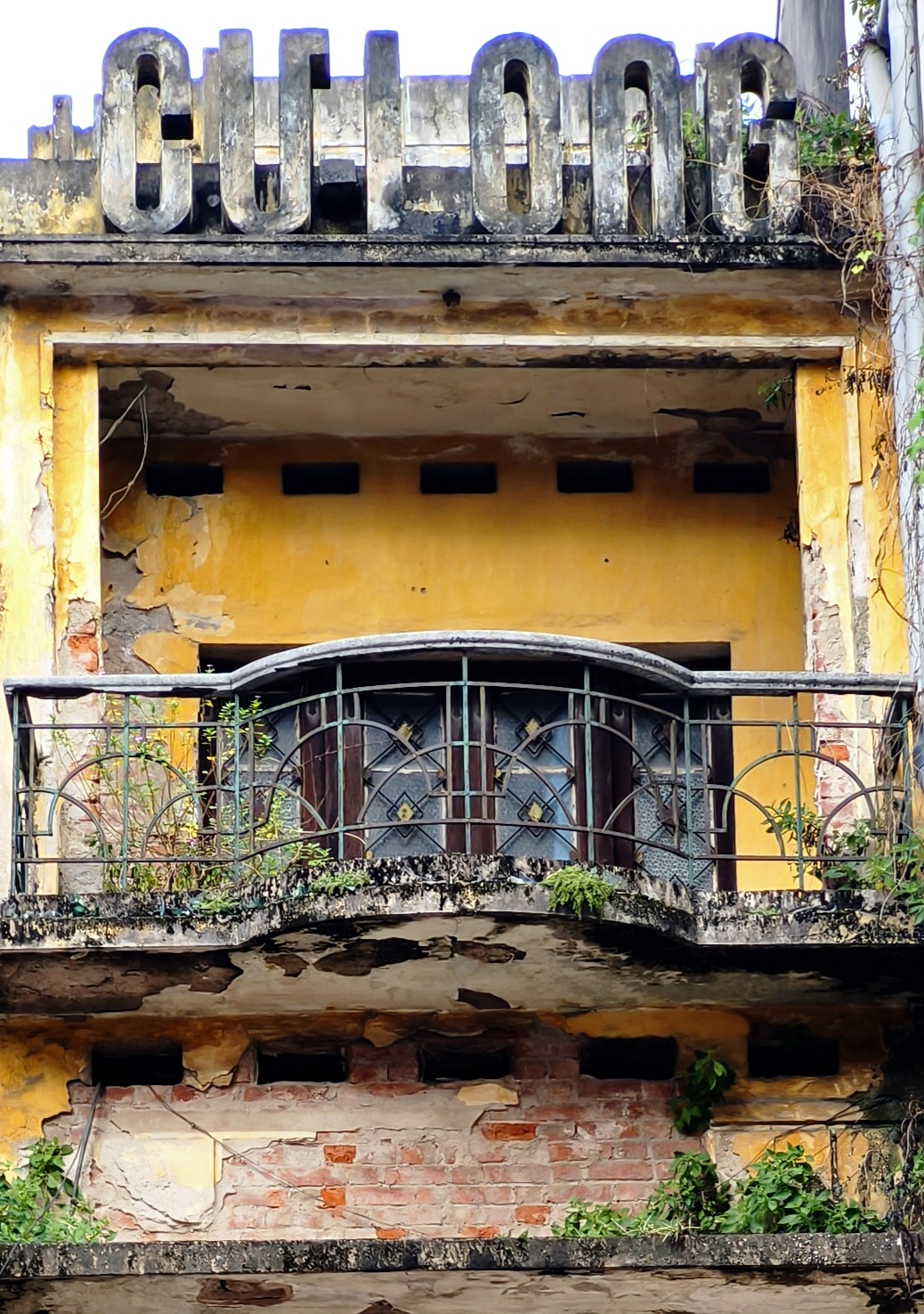 L'Art Déco à Hanoï : lignes de fuite sur un volcan art deco hanoi (17)