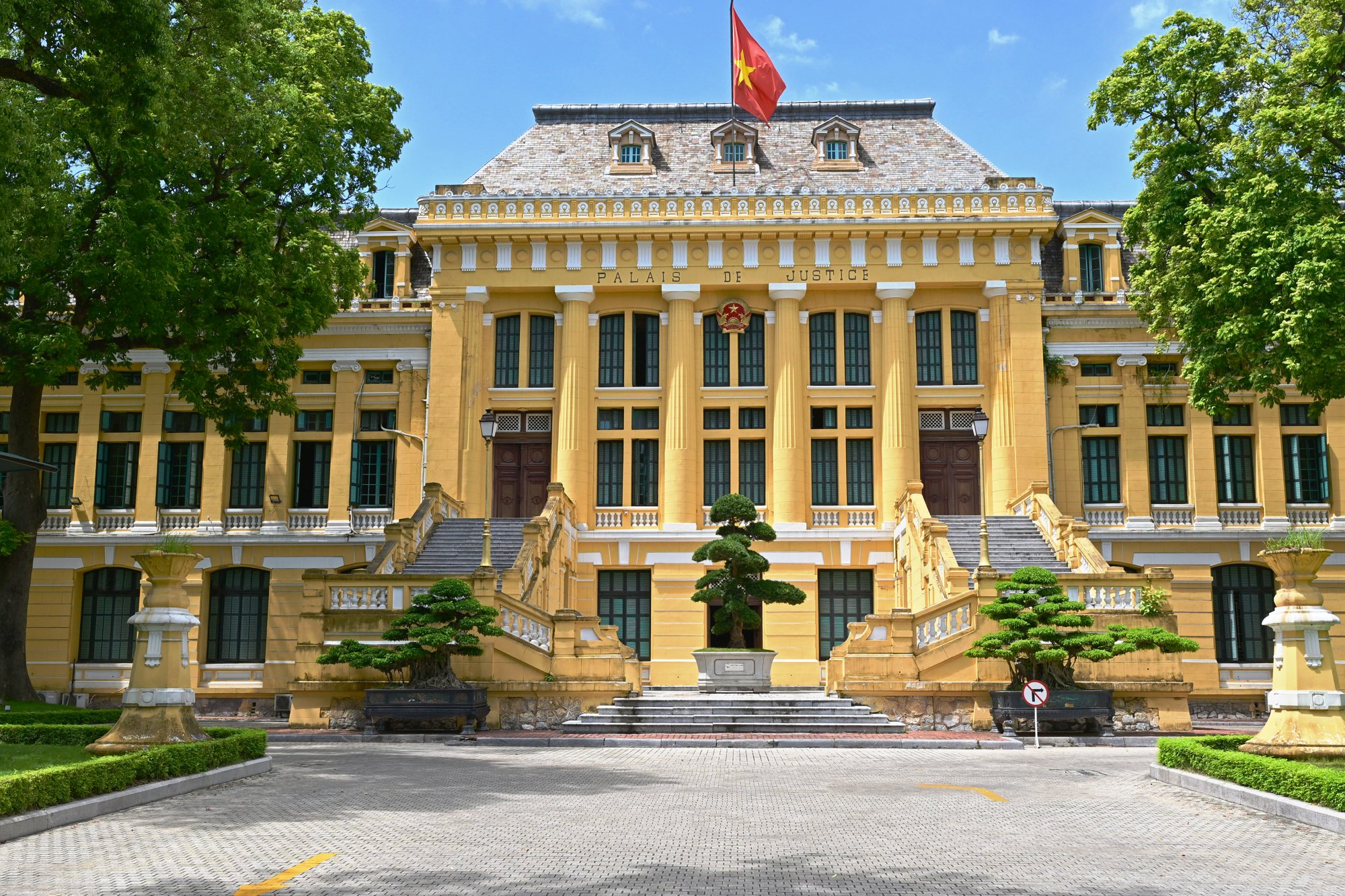 Le néoclassique français à Hanoï : une architecture qui parlait fort, très fort ! Le néoclassique français à Hanoï : une architecture qui parlait fort, très fort !