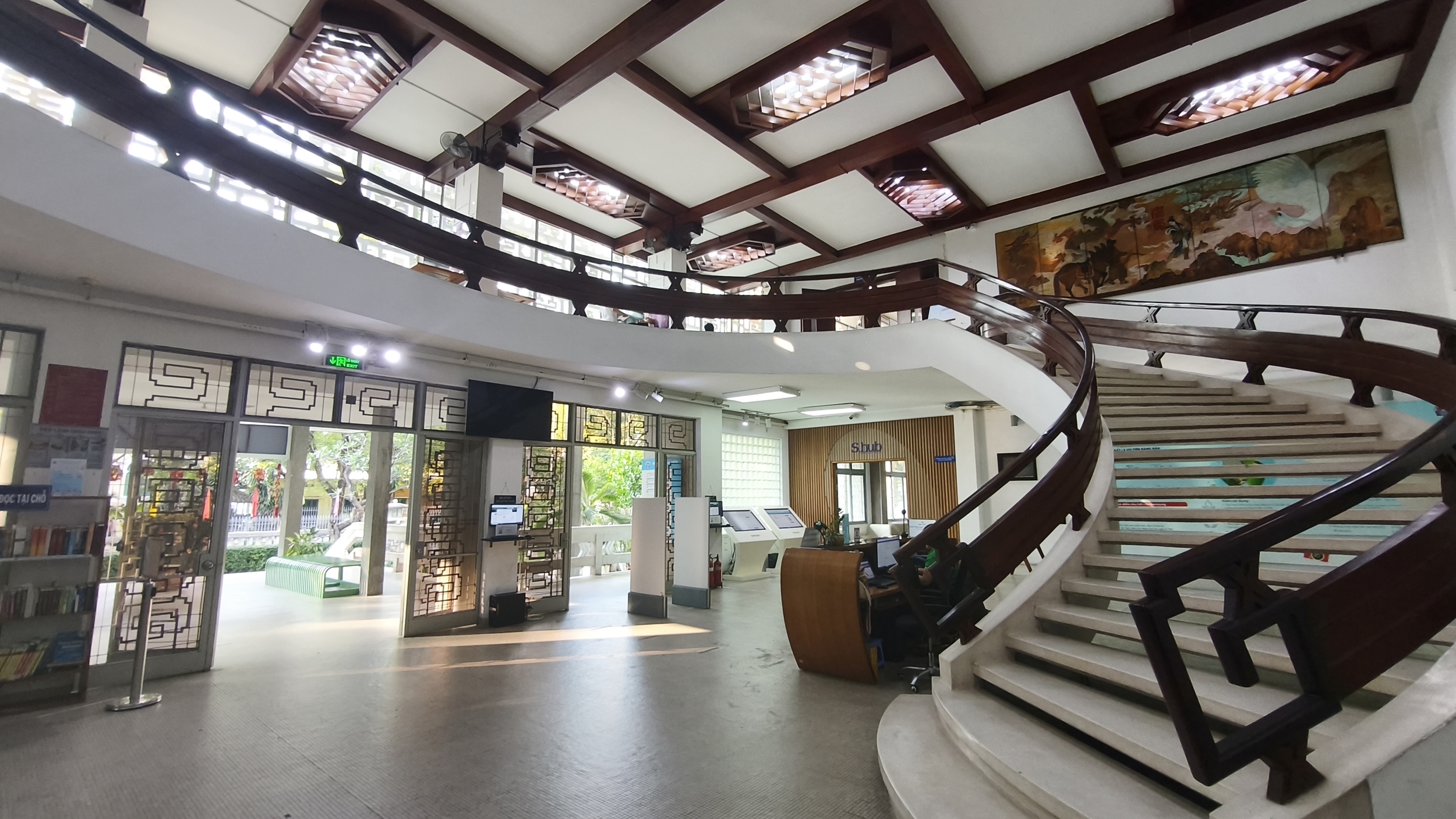 park hyatt saigon vietnam (7)