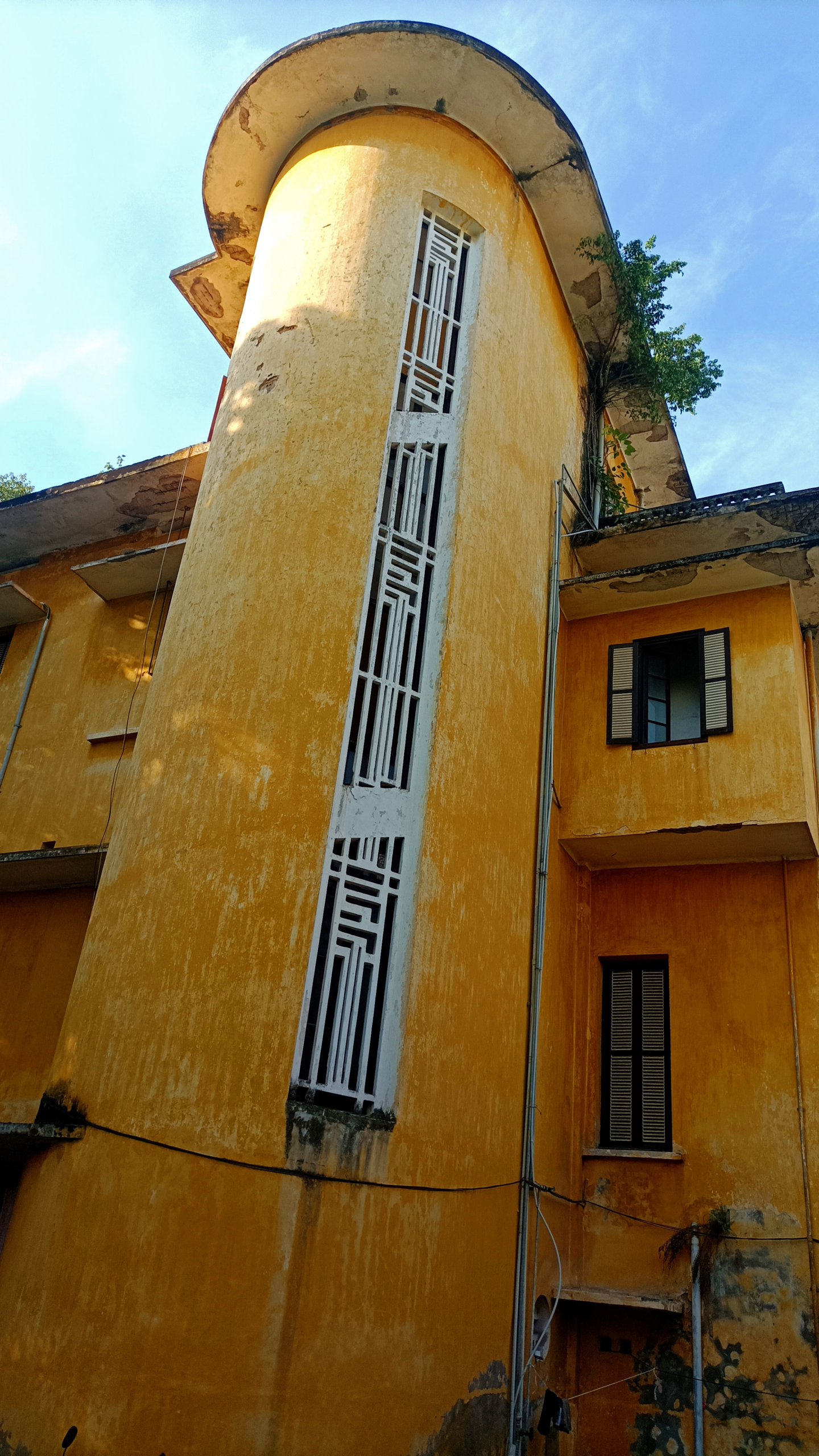 L'Art Déco à Hanoï : lignes de fuite sur un volcan art deco hanoi (15)