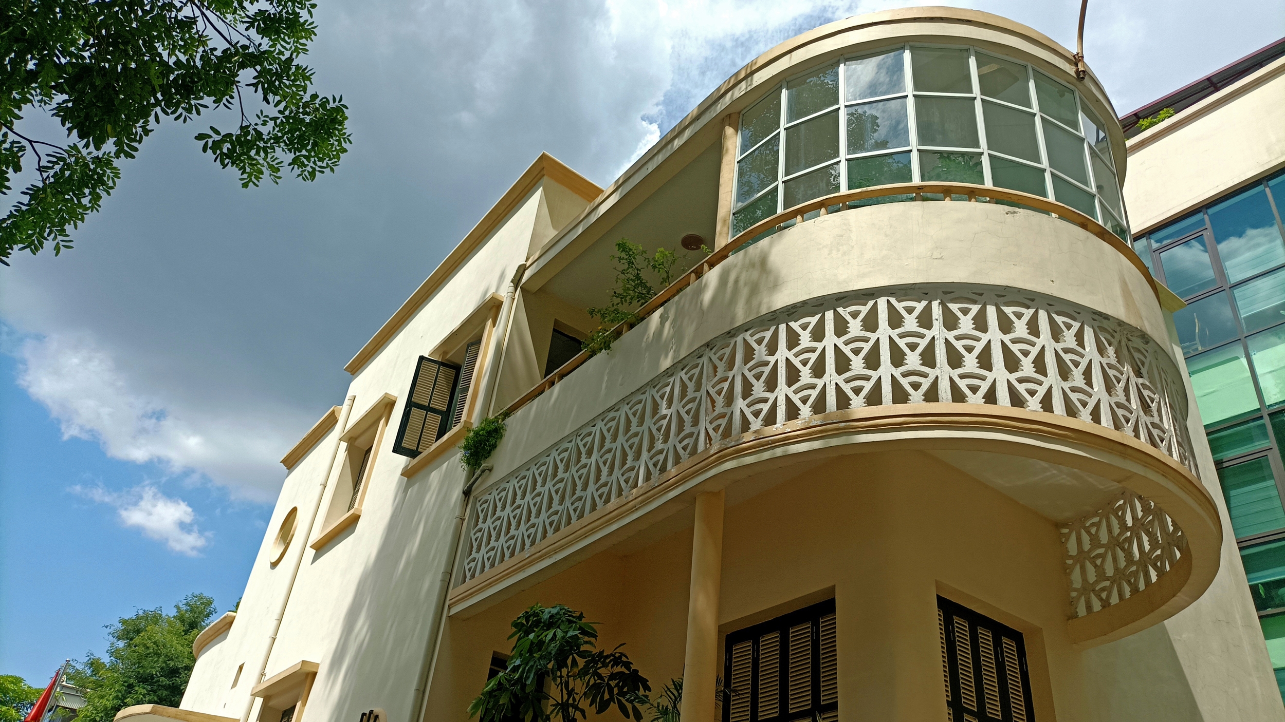 L'Art Déco à Hanoï : lignes de fuite sur un volcan art deco hanoi (16)