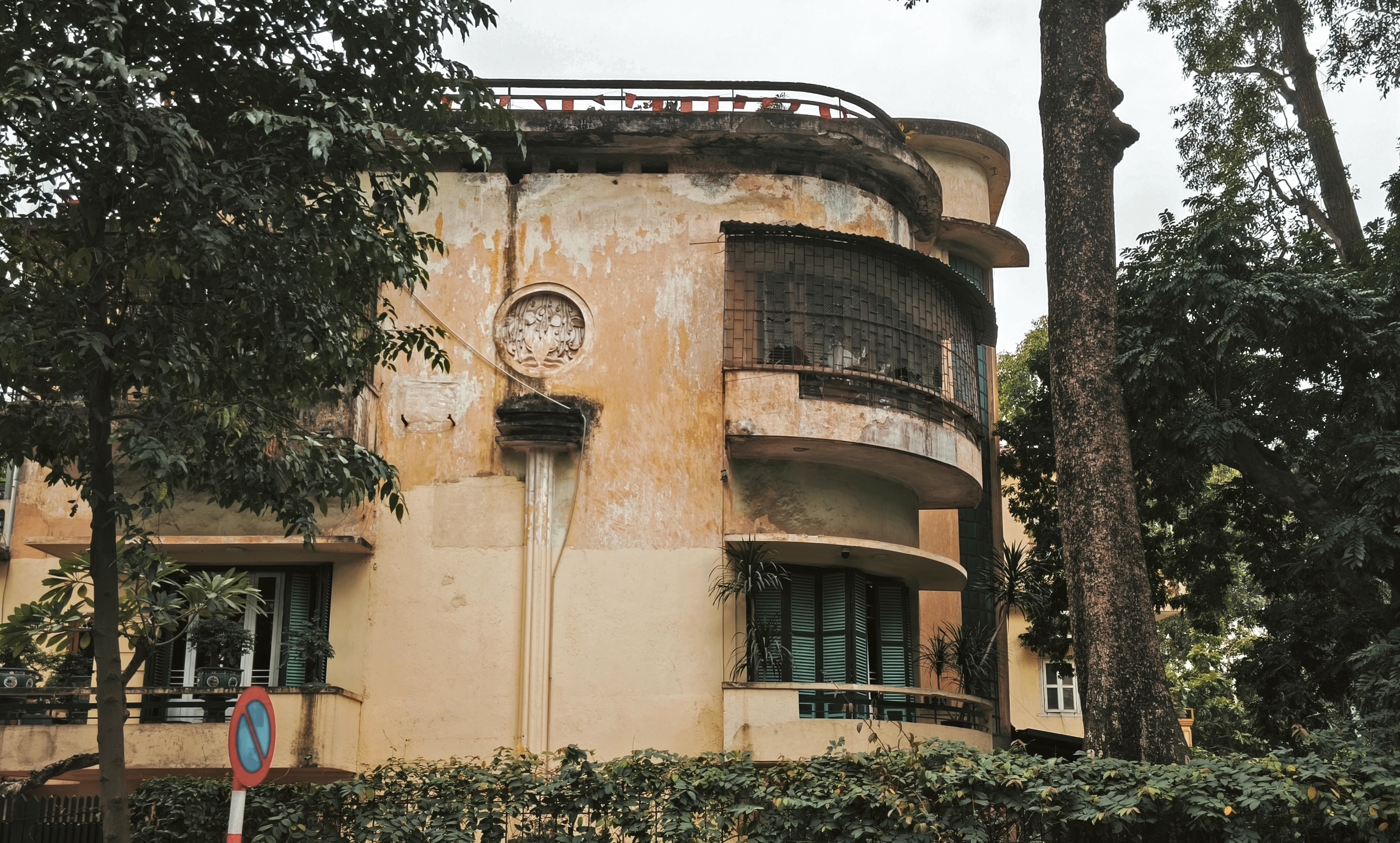 L'Art Déco à Hanoï : lignes de fuite sur un volcan art deco hanoi (18)