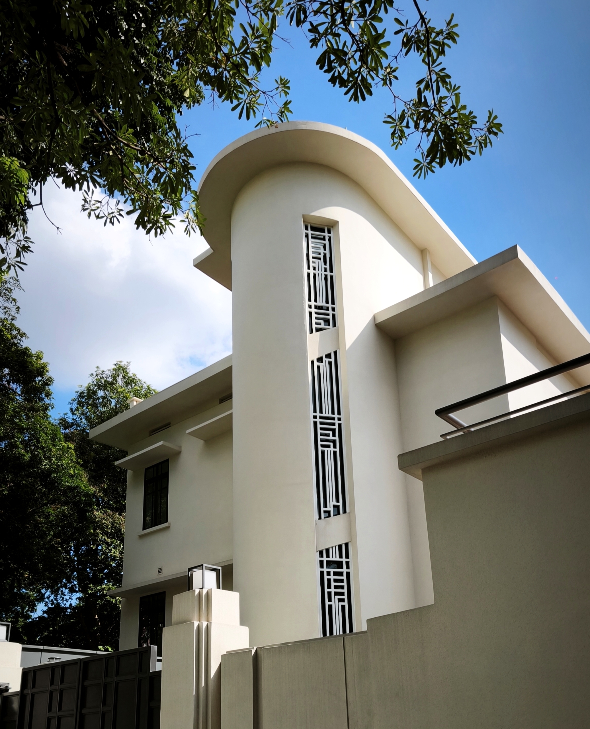 L'Art Déco à Hanoï : lignes de fuite sur un volcan art deco hanoi (19)